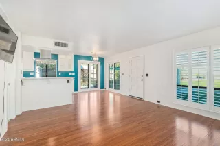 Photo #3: 6671652 Listing 