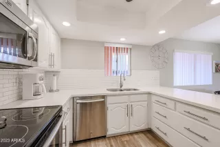 Photo #6: 6671697 Listing 