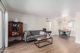 Photo #2: 6671844 Listing 