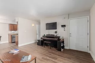 Photo #4: 6671844 Listing 