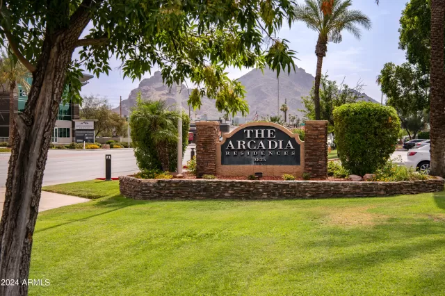 MLS: 6671947 Condo For Sale