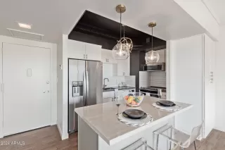 Photo #2: 6672110 Listing