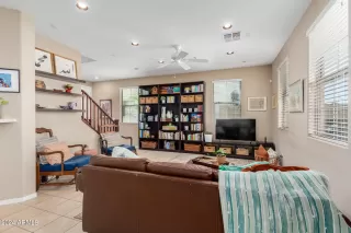 Photo #4: 6672225 Listing