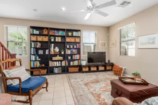 Photo #5: 6672225 Listing