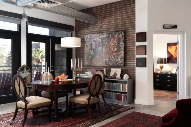 MLS: 6672294 Condo For Sale