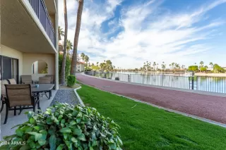 Photo #6: 6672298 Listing