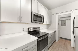 Photo #6: 6672314 Listing