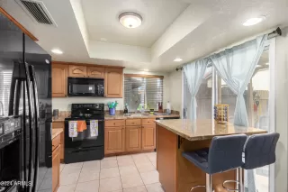 Photo #1: 6672369 Listing