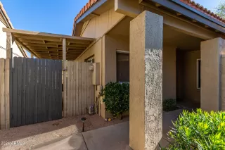 Photo #5: 6672369 Listing