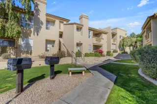 Photo #1: 6672418 Listing