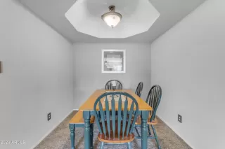 Photo #6: 6672418 Listing