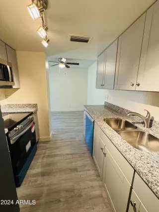 Photo #5: 6672437 Listing 