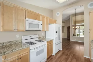 Photo #2: 6672530 Listing 