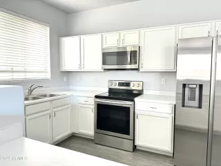 Photo #4: 6673107 Listing