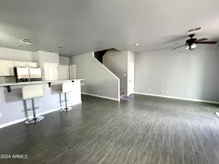 Photo #6: 6673107 Listing