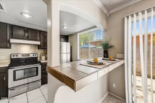 Photo #3: 6673188 Listing 