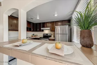 Photo #5: 6673188 Listing 