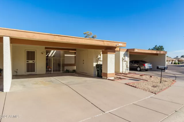 MLS: 6673240 Condo For Sale