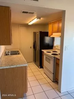 Photo #3: 6673327 Listing