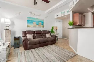 Photo #2: 6673442 Listing 