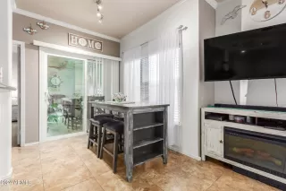 Photo #6: 6673442 Listing 