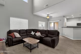 Photo #3: 6673449 Listing