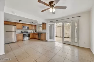 Photo #3: 6673756 Listing 