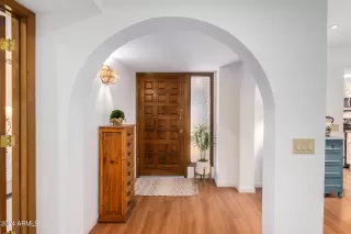 Photo #5: 6673820 Listing