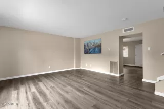 Photo #4: 6673945 Listing 