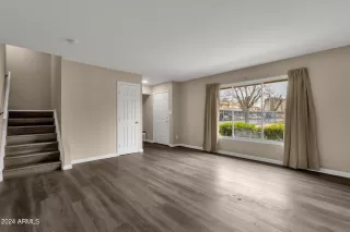 Photo #6: 6673945 Listing 