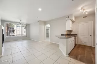 Photo #2: 6674027 Listing 