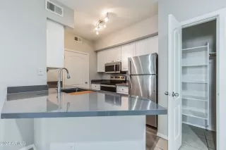 Photo #6: 6674027 Listing 