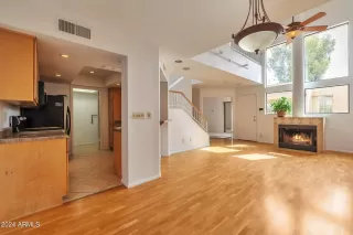 Photo #3: 6674033 Listing