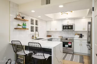 Photo #3: 6674062 Listing 