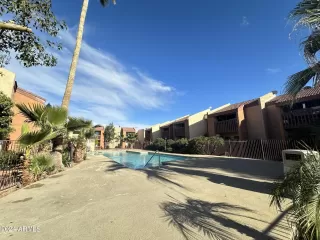 Photo #3: 6674068 Listing