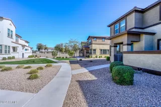 Photo #5: 6674127 Listing 