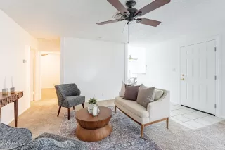 Photo #5: 6674216 Listing 