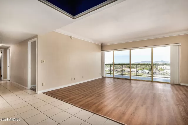 MLS: 6674287 Condo For Sale