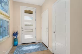 Photo #4: 6674402 Listing