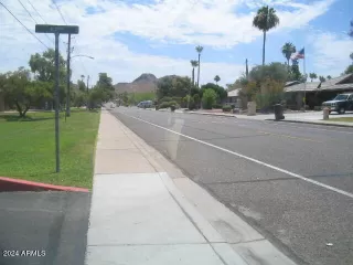 Photo #6: 6674418 Listing