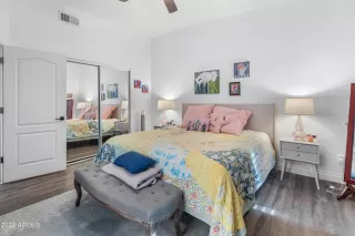 Photo #3: 6674460 Listing