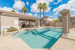 Photo #6: 6674460 Listing