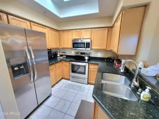 Photo #5: 6674619 Listing