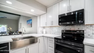 Photo #4: 6674659 Listing 