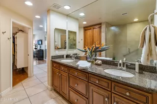 Photo #3: 6674674 Listing