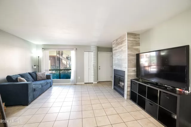 MLS: 6674694 Condo For Sale