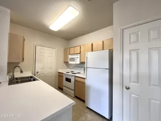 Photo #2: 6675106 Listing