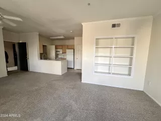 Photo #3: 6675106 Listing