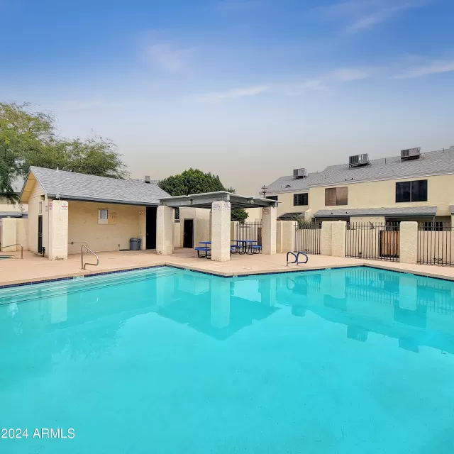 MLS: 6675634 Condo For Sale