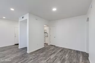 Photo #4: 6675635 Listing 